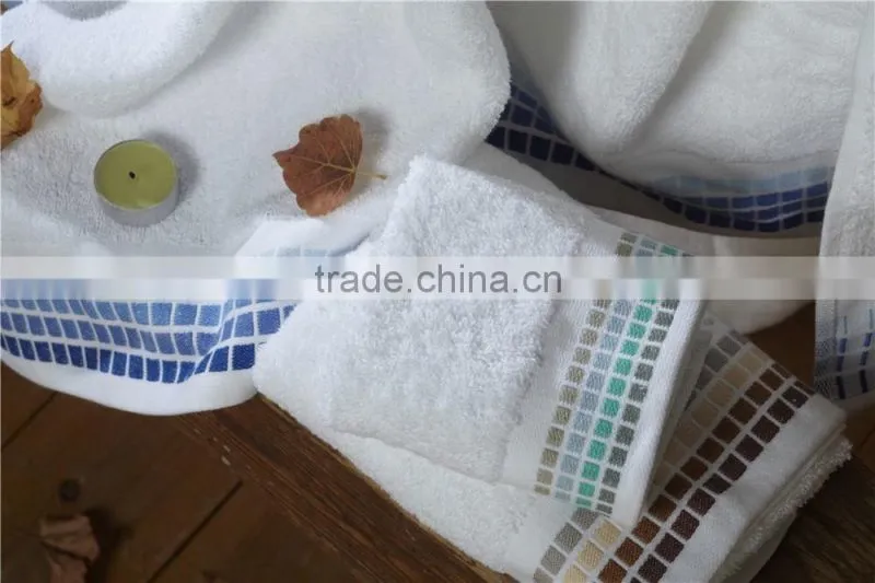 Wholesale Fancy design Embroider dobby Border Bath Towel hand towel manufacture