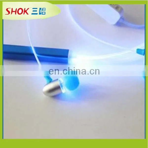 2015 LED fashion cool Flashing Earphone /MP3 Earphone for teenagers