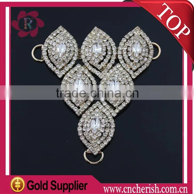 2016 New Selling Women's Silver Triquetrous Shape Flat Heel Flip Flop Thong Sandal Buckle Rhinestones Chain