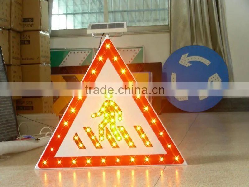 Solar Traffic Warning Sign with super brightness led
