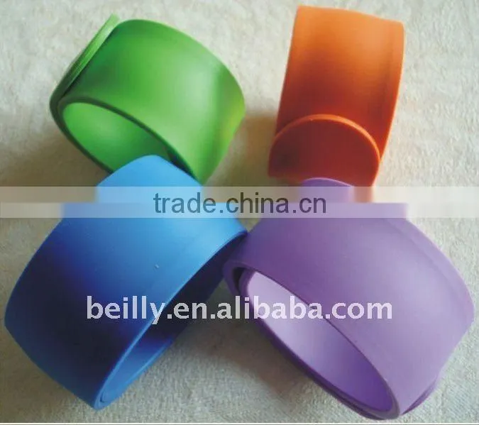 NEW Silicone Snap Slap On Rubber Slogan Bracelet Bangle
