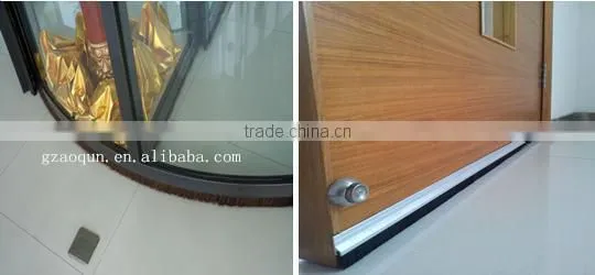 Flexible horse hair weather stripping brush for sliding door bottom sealing