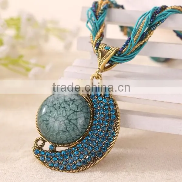 2016 Fashion National Style Moon Design Rhinestone Necklace
