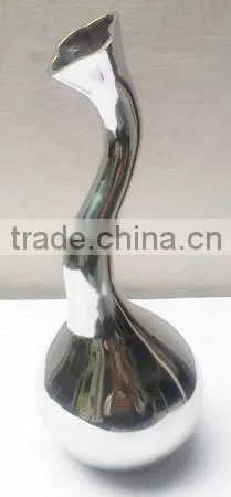 Aluminum Flower Vases with Polished Finish