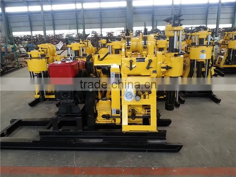 Professional portable traction type water well drilling rig with 60/73/89mm drilling pipe