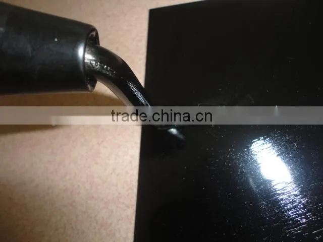 Carbon steel bricklaying trowel