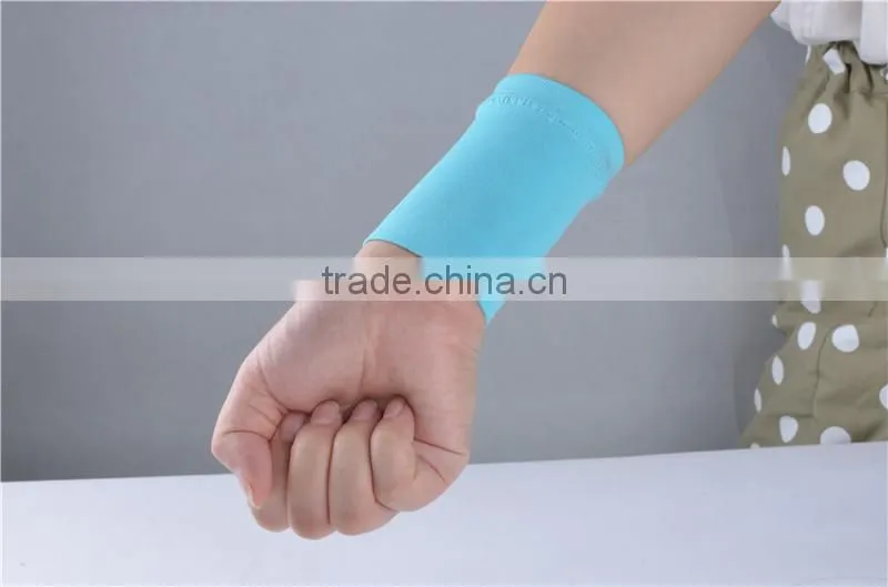 Alibaba In Dubai Weight Lifting Wrist Wraps Sport Wrist WristBand