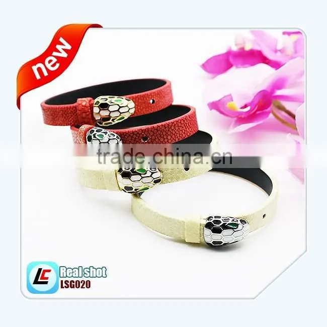 China supplier italian metal carved tatoo leather bracelets for men