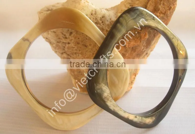 Water buffalo horn bangle/horn bangle/horn bracelet. Natural vein color