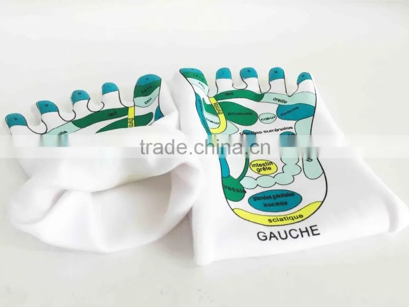 Soften and moisturize gel socks with OEM support