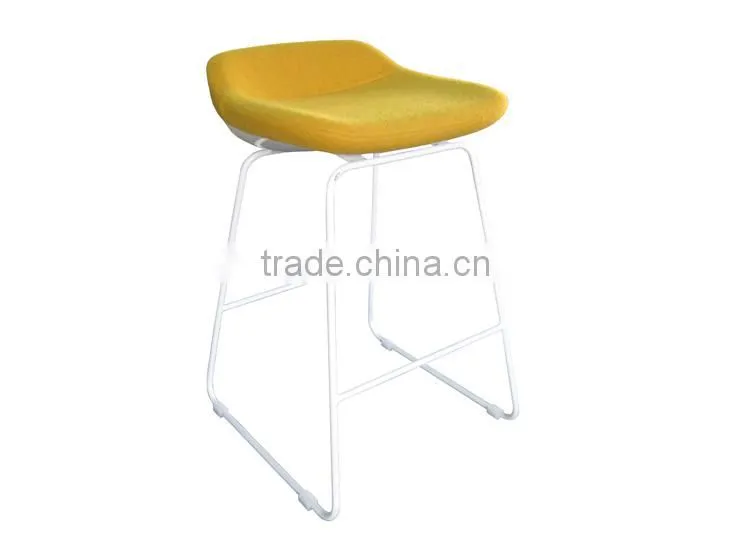 BS013 Swivel bar stool with backrest