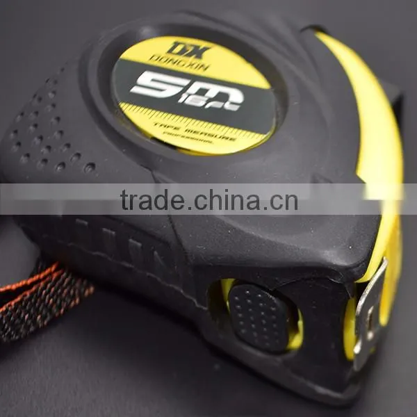 shake-hands grip measuring tape steel tape measure
