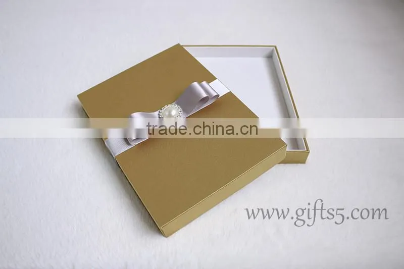 Beautiful gold Wedding Invitation Favour Gift Boxes For Best Chocolate Packaging