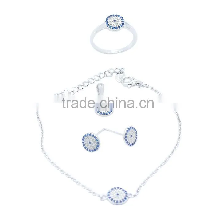 Fashionable Design 925 Sterling Silver Jewelry Set with Charming Zirconia
