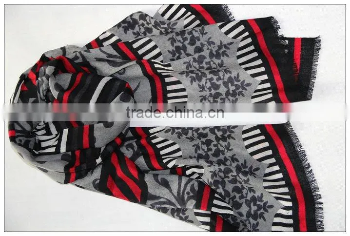 100% cashmere scarf