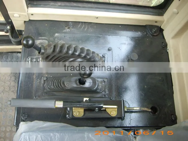 Hot double drum vibratory and oscilating road roller,6 ton road roller