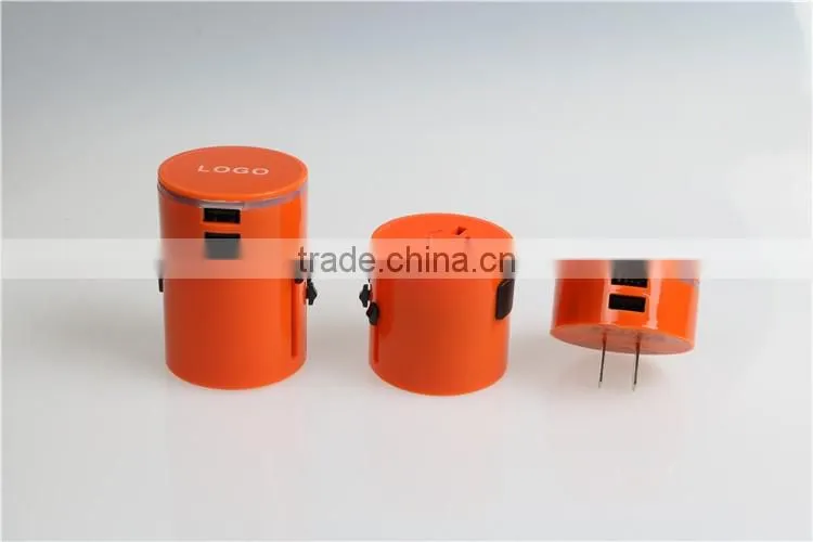 USB Global Travel Adapter For New Year's Gift and Travel Gift of 3.1A with LED light