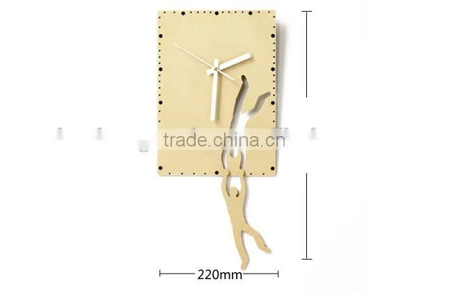 2016 Customized Wooden Fancy Clock For Decoration