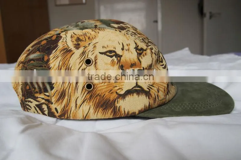 Stylish animal tiger pattern woven lable tag canvas 5 panel cap