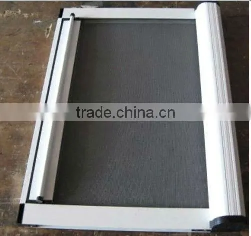 Nice and easy to operate roll up fly screen for aluminum window