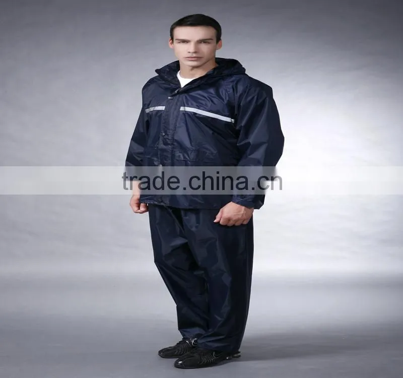 YANLI 100%waterproof,190T polyester fabric adults raincoat reflective stpire raincoats