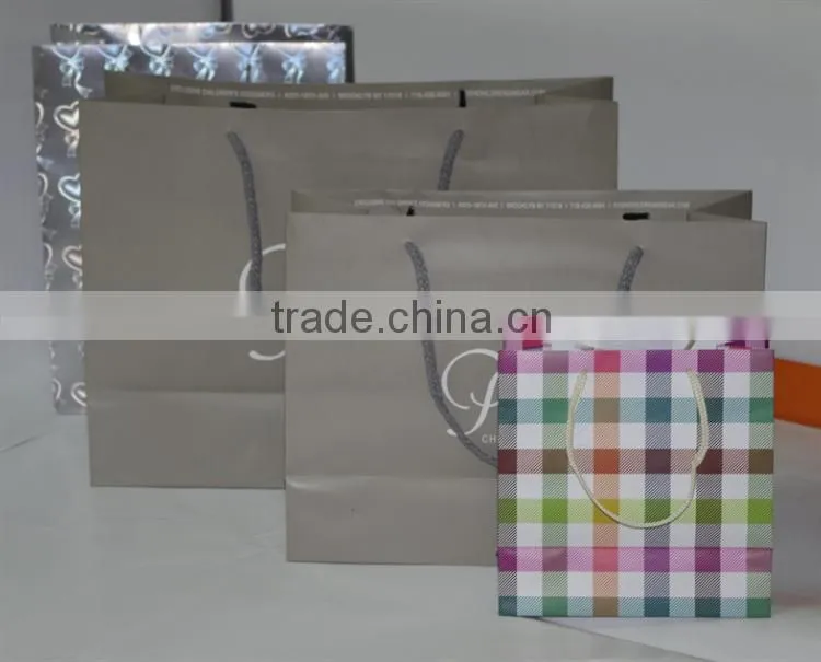 Custom tote bags with printed logo