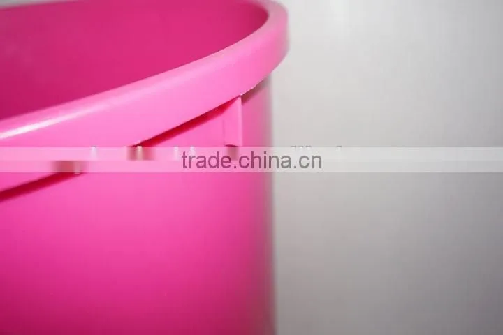 13KG 35liter H510 round pet food container with lid and scoop