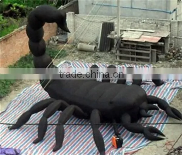 Giant monster model/black scorpion Scary model for Halloween decoration