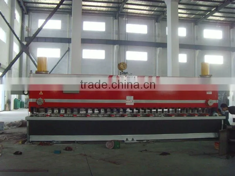 hydraulic CNC guillotine steel plate cutting machine for 6 mm thickness