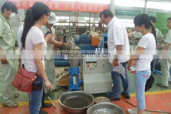 vertical ring die pellet machine