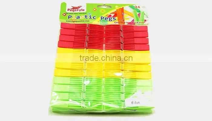 decorated racks of multifunctional colorful plastic clothes peg