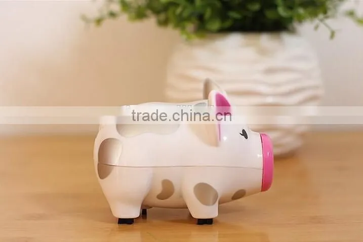vacuum cleaner handy battery powered mini Fly pig cyclonic vacuum cleaner