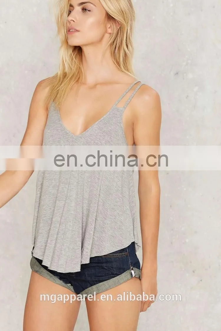 2017 Latest fashion top design straps details tank top women