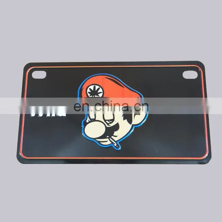 Professional Metal Sign Factory Two Holes Type And Printed Style Custom Decorative Embossed Licence Tin Sign