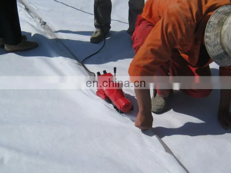 Tunnel use PE/PP geomembrane hot wedge welding machine