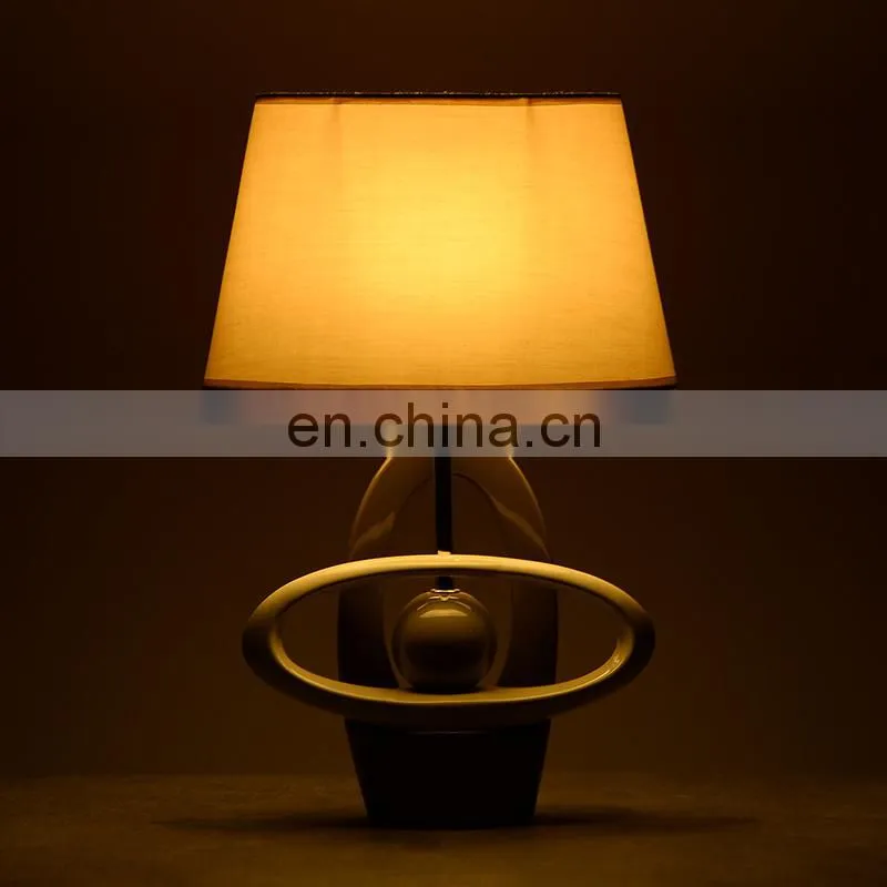 Modern style and European style ceramic table lamp
