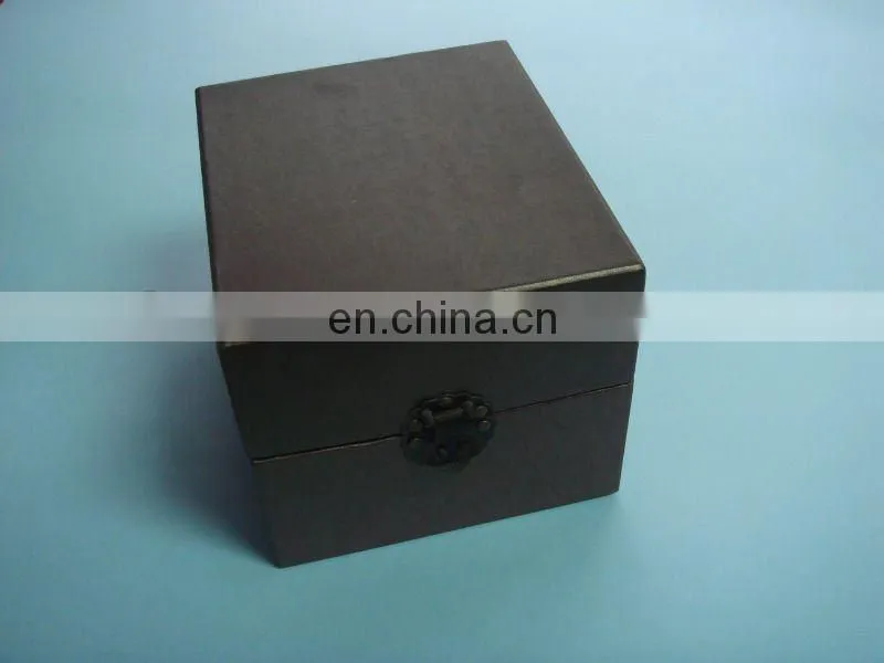 Manual sheet feeding Diecutting Machine