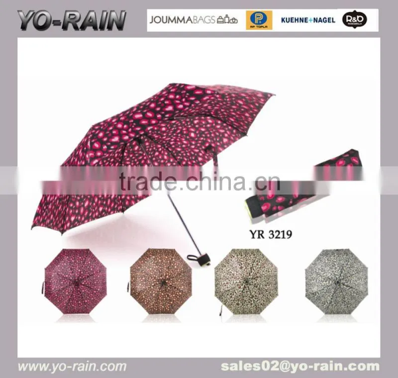 Customized Fashion Couple Umbrella Compact Quality windproof Foldable Umbrella