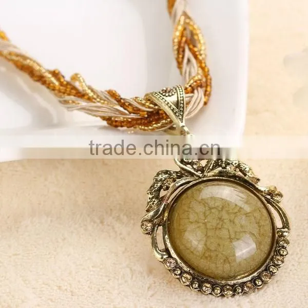 Bohemian Style Vintage Heart Design Round Stone Necklace