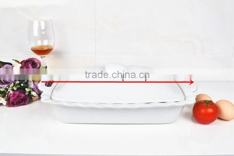 15.5" Square white ceramic bakeware with lid