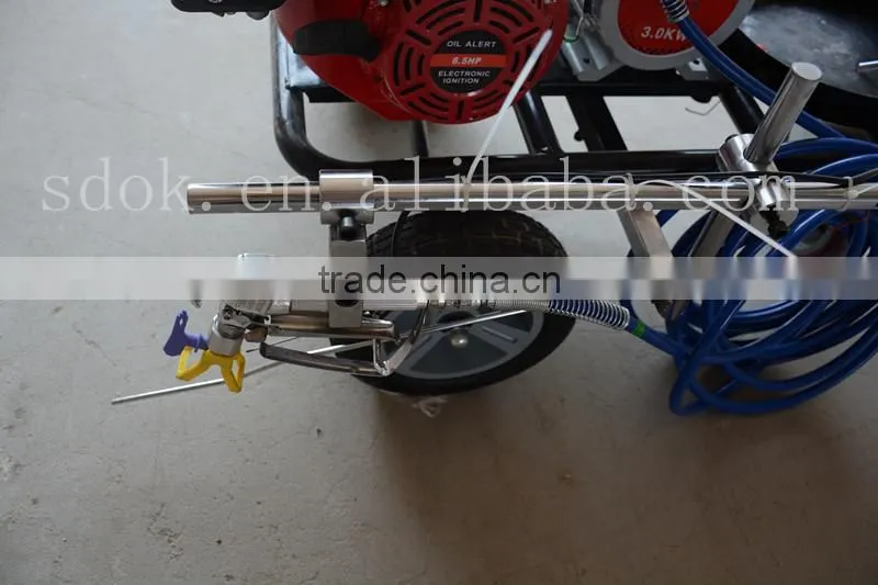 Professional plastic runway making machine,Hand-push Road Making Line Pre-marker Machine with great price