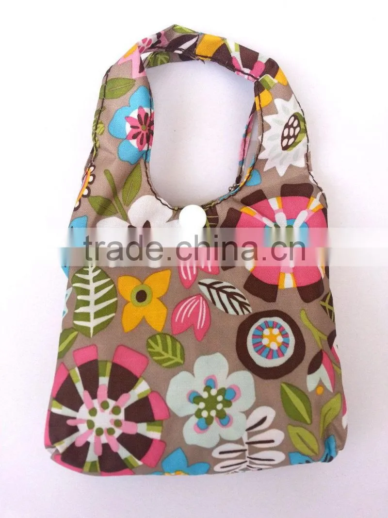 Wholesale Reusable Foldable Portable Folding Tote Shoulder Shopping Bag with small pouch