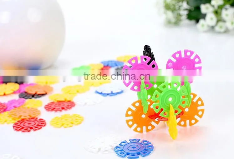 Wholesale Plastic SnowFlakes Building Blocks toys for kids 120pcs/bag