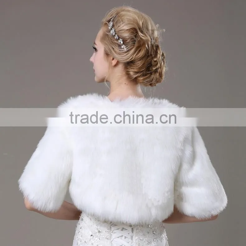 Pure colour wedding shawl white faux fur shawl Leather grass dress bridesmaid dress cape fur waistcoat
