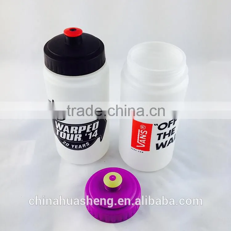 Wholesales Bottles custom LOGO PE sport bottle BPA Free plastic water bottles