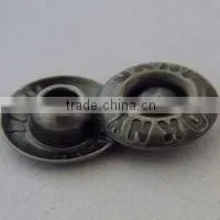 Rivet for garment