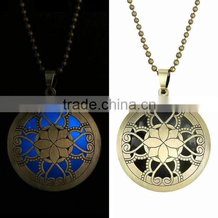 many styles!necklace for Christmas/ Necklace For Girls Party Dress Up