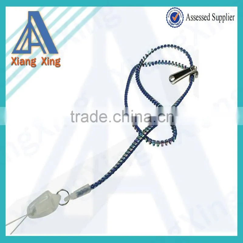 Customized logo cheap plastic diy promotional zipper lanyard