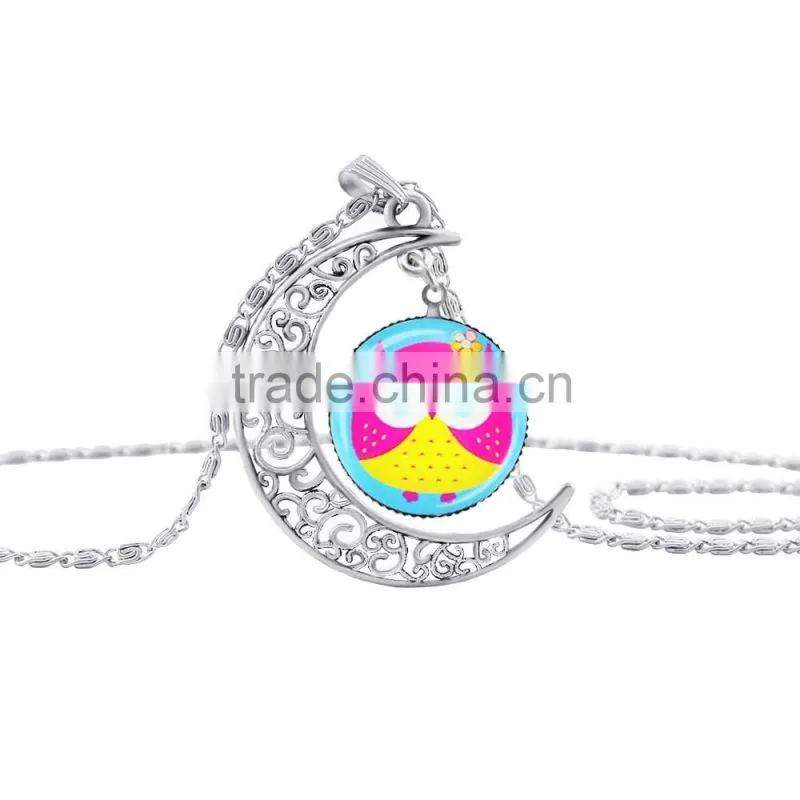 High Retro Sweater Chain Pendant Yin Yang Pattern Glass Cabochon Necklace