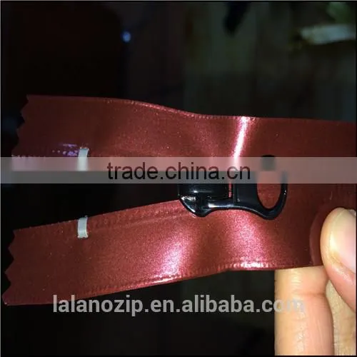 wholesale zippers in rose wine color for fashion dress with OEKO-TEX CARTIFIED